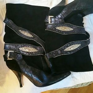 Vintage Black Boots 6.5.